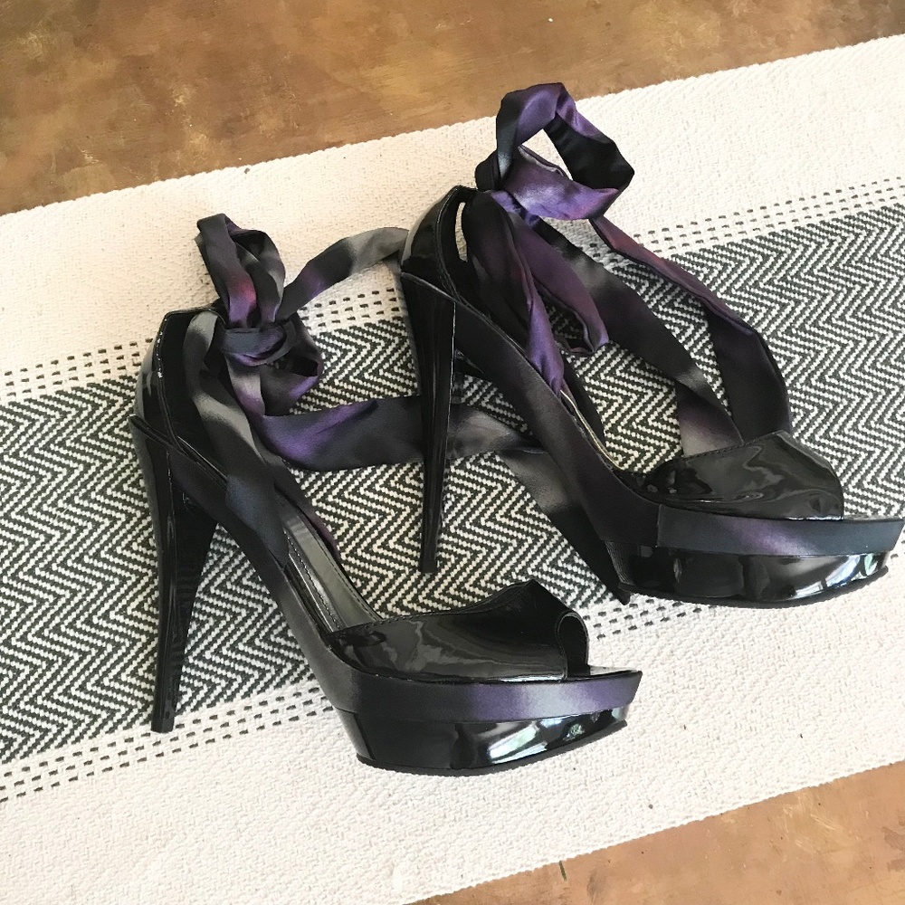 ANNA MICHELLE PATENT LEATHER heels w/ OMBRE RIBBON TIES-GORGEOUS 9 NWOT